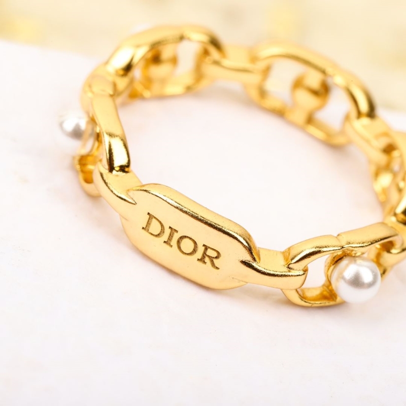 chr1st1an D10r rings
